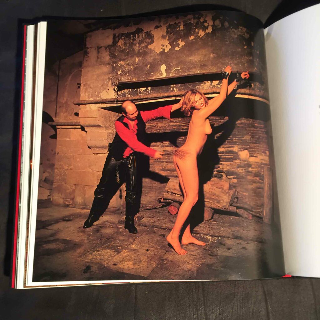 Photographie BDSM de Doris Kloster pour illustrer Histoire d'o de Pauline Réage