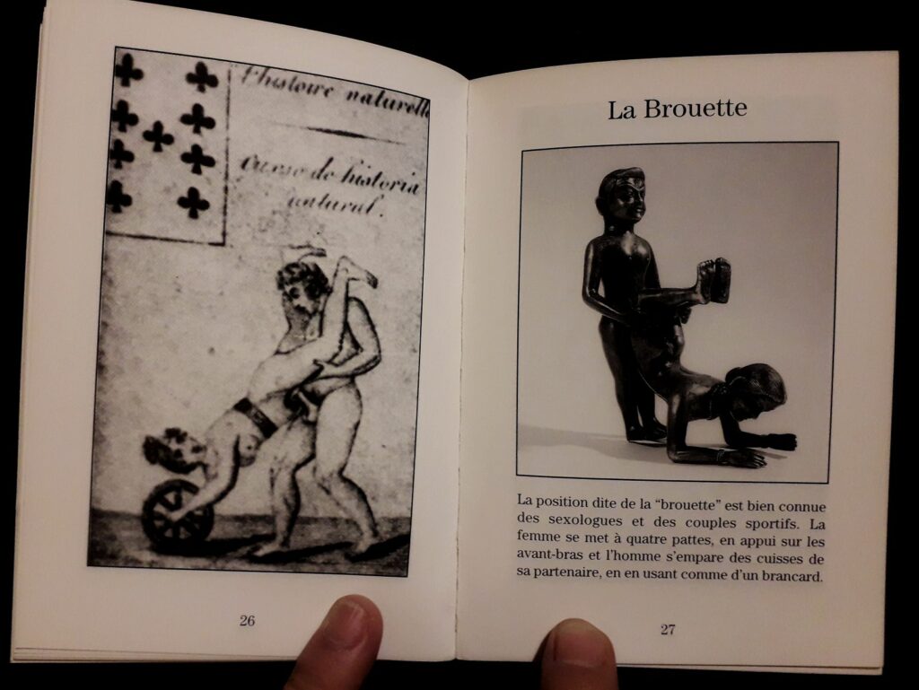 Statuettes et dessins érotiques