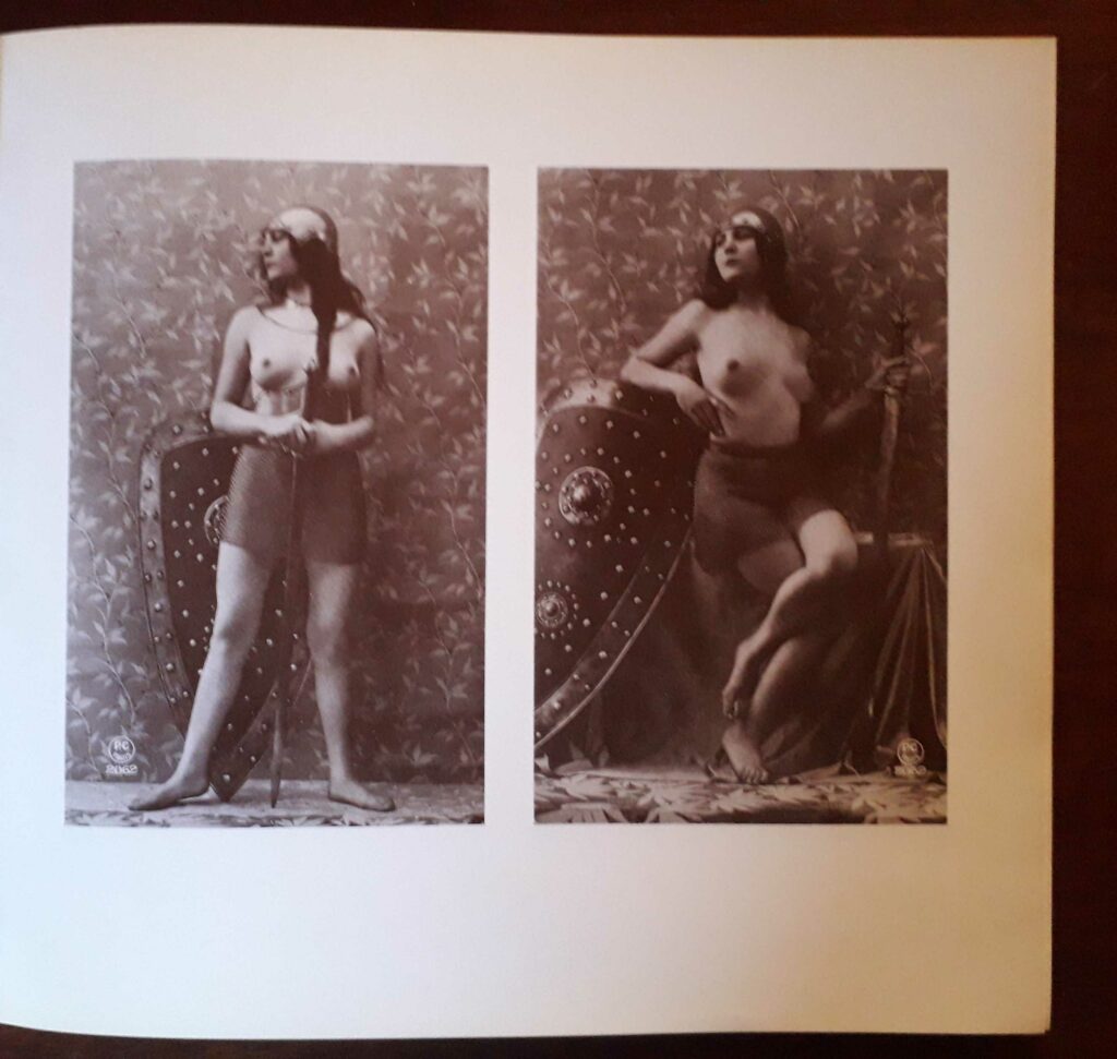 Photos de femmes nus en tenue exotique des années 1920